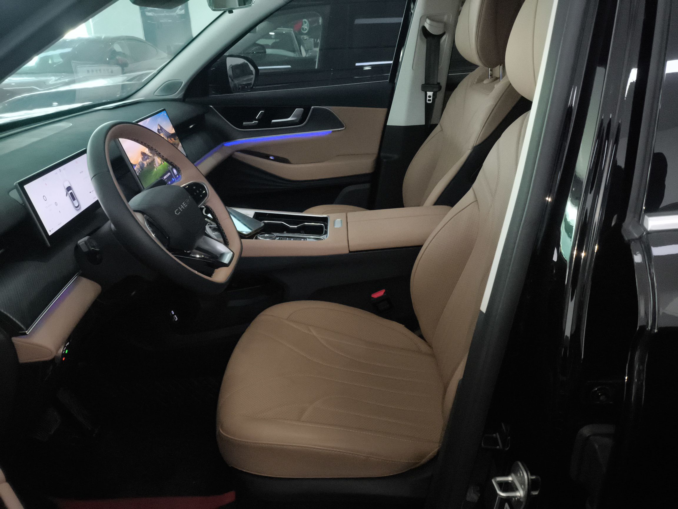 المقاعد الأمامية داخل السيارة