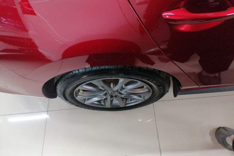 Used Mazda Mazda 3 Axela 2020 1.5L Automatic Luxury Version