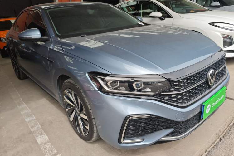 Used Volkswagen Passat 2022 330TSI Starry Luxury Edition