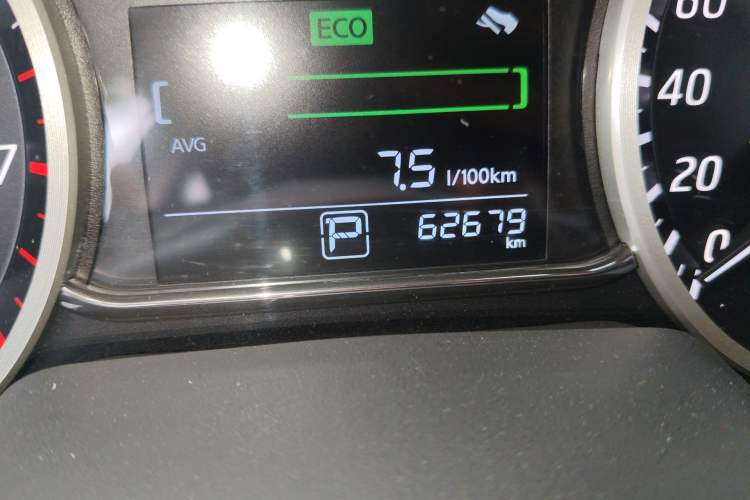 Used Nissan Sylphy 2016 1.6 XL CVT Deluxe Edition Odometer Close Up