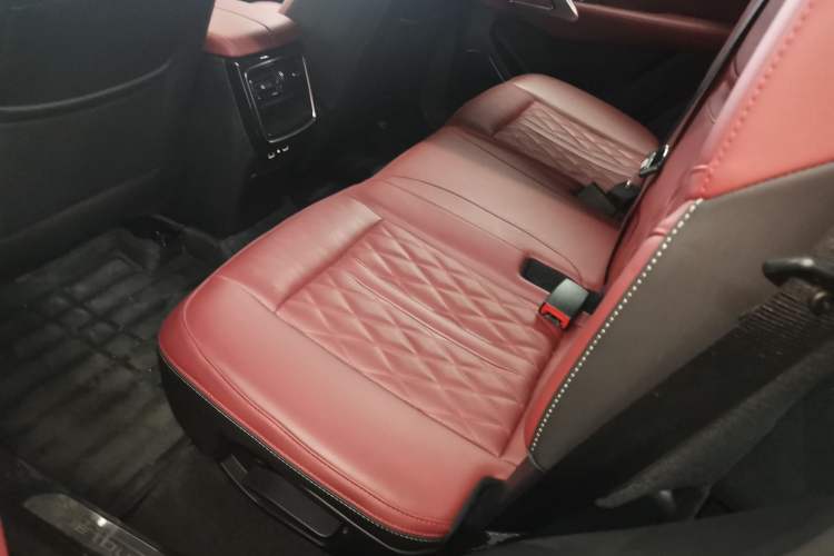 Used JETOUR X70 PLUS 2025 Champion Edition 1.5T DCT Champion PRO 5-Seater
