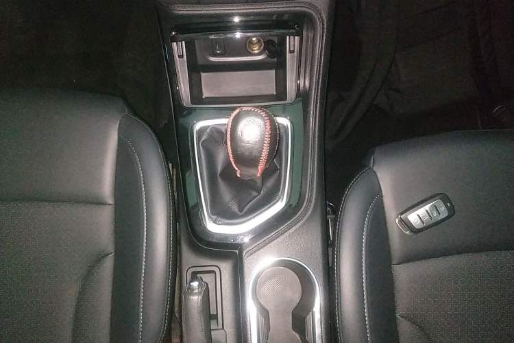 Used CHANGAN CS35PLUS 2021 Honor Million Edition 1.6L Manual Luxury Model
