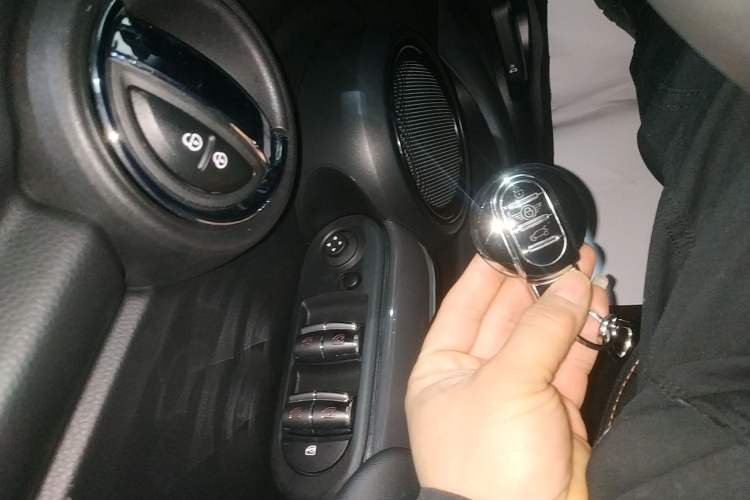 Used MINI 2023 1.5T ONE Five-Door Edition
