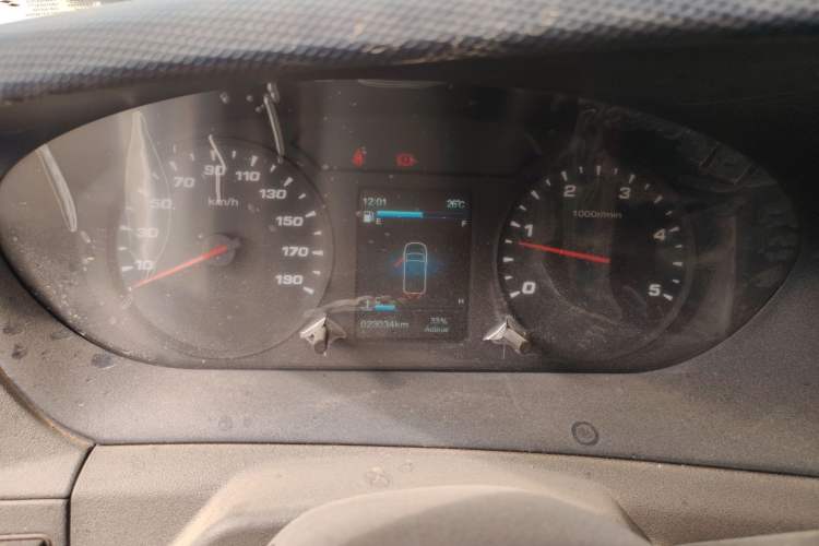 Used Iveco Eurocargo 2021 2.0T Manual Super-Rui Short Wheelbase Low-Roof Side-Hinged Door F1A