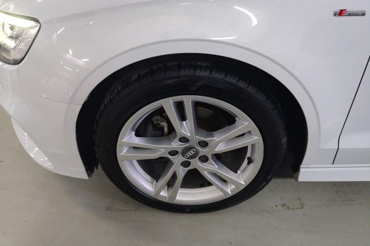 Used Audi A3 2020 Limousine 35 TFSI Fashion Edition China VI Emission Standard