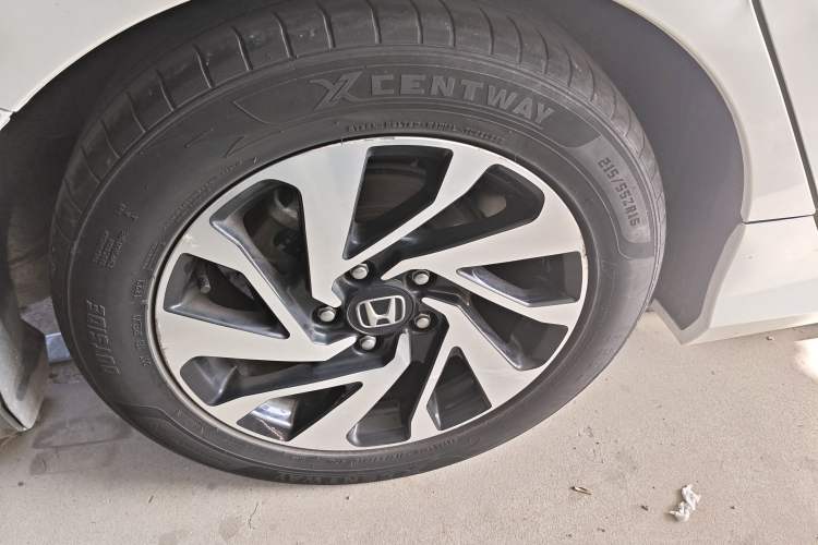 Used Honda Civic 2016 220TURBO CVT Luxury Edition
