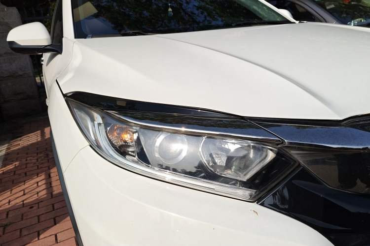 Used Honda Vezel 2019 1.5L CVT Pioneer Edition China VI
