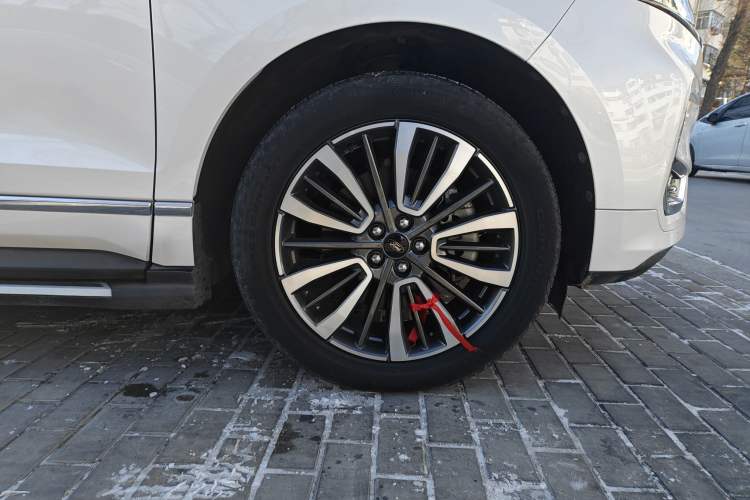 Used Ford Edge 2021 PLUS EcoBoost 245 Two-Wheel-Drive Titanium 7-Seater