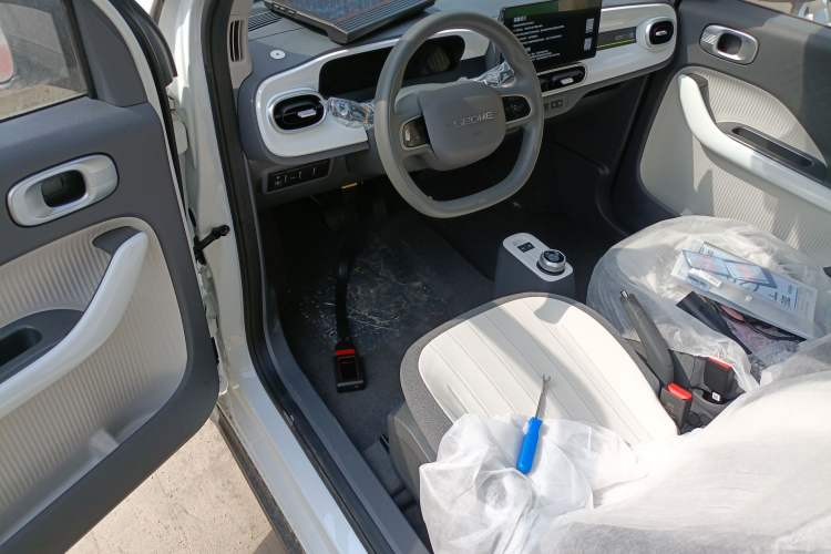 Used Geely Galaxy Panda 2025 210km Panda Kart
