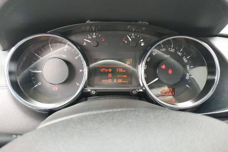 Used Peugeot 3008 2015 1.6THP Automatic Classic Edition Instrument Cluster