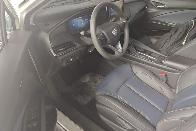 Used Buick Velite 6 2023 430km Range Commuter Version Driver Seat