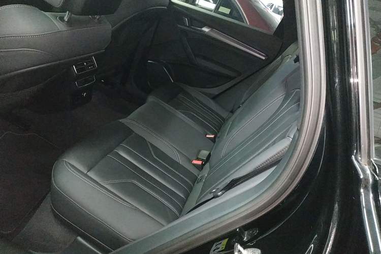 Used Audi Q5L 2023 40T Luxury Dynamic Model