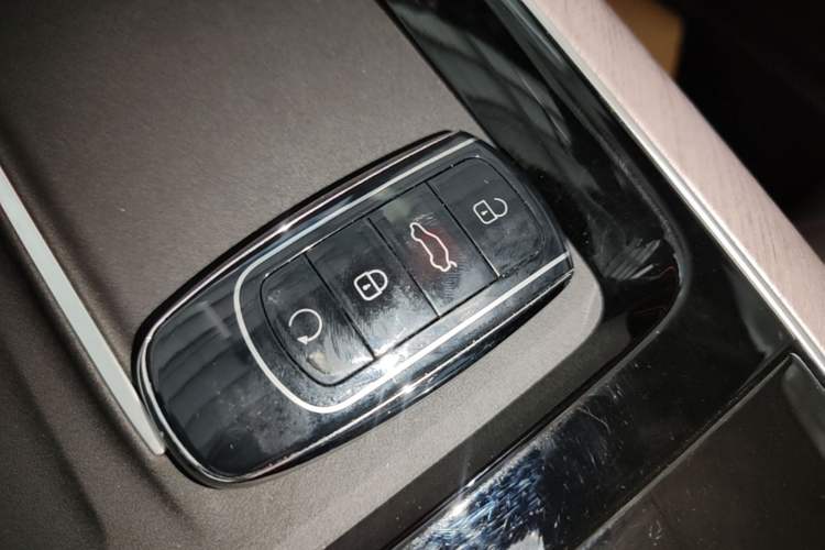 Used Chery Tiggo 9 2025 2.0T Automatic Two-Wheel Drive Luxury Edition 5 Seats