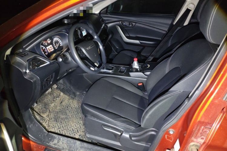 Used Venucia T90 2017 2.0L CVT Fashion Edition
