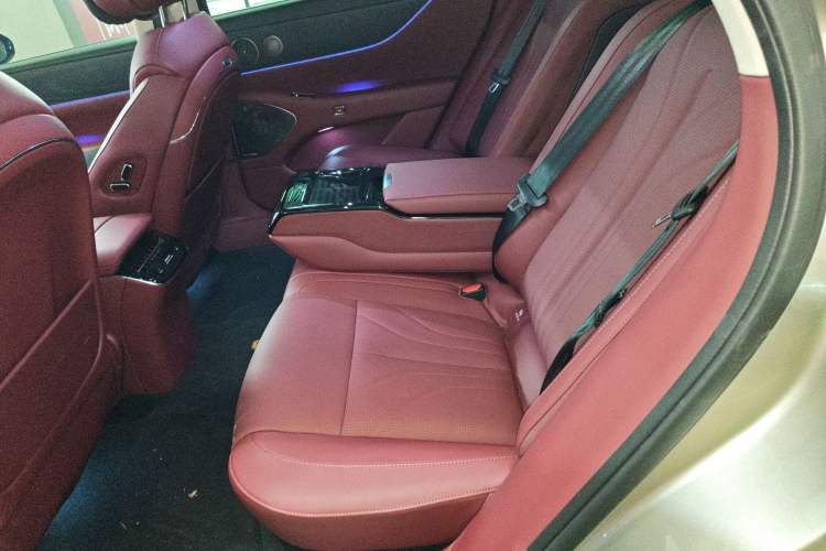 Used VOYAH Lantu Chiguang L 2026 Four-Wheel-Drive Ultra Left Rear Seat