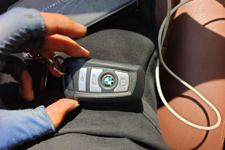 Used BMW 5 Series 2014 525Li Leading Model Vehicle Key