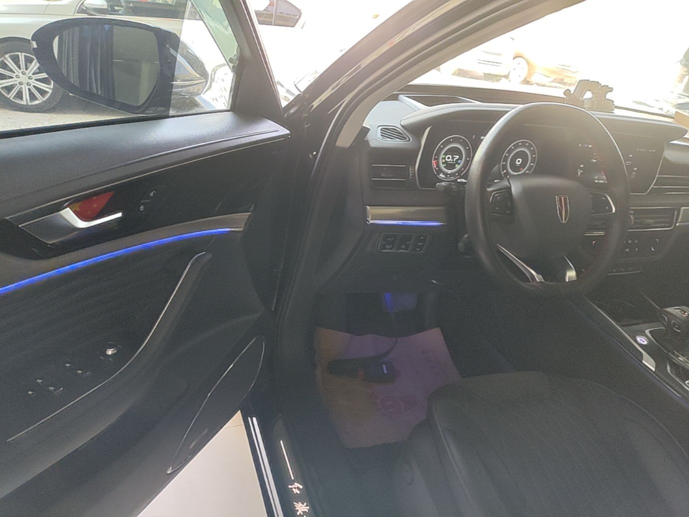 Hongqi HS5 2022 Facelifted Version 2.0T Smart Connect Flagship All-Wheel-Drive Edition — снимка 18