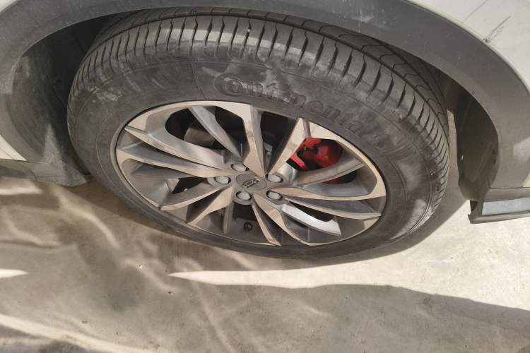 Used Geely Auto Coolray 2019 Sport Model 260T DCT Battle China V Standard