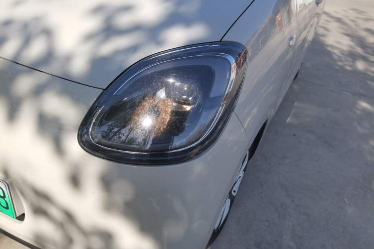 Used Wuling Hongguang MINIEV 2025 Four-Door Version Advanced Edition Left Front Headlight