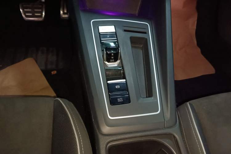 Used Volkswagen Golf 2021 280TSI DSG R-Line
