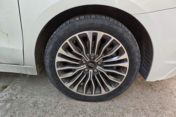 Used Geely Auto Emgrand GT 2016 2.4L Zunya Model
