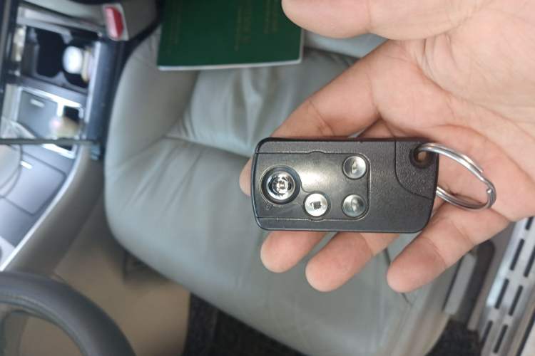 Used Honda Elysion 2015 2.4L VTi-S Prestige Edition