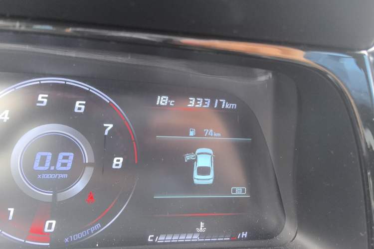 Used Hyundai Elantra 2022 1.5L CVT GLX Elite Edition Odometer Close Up