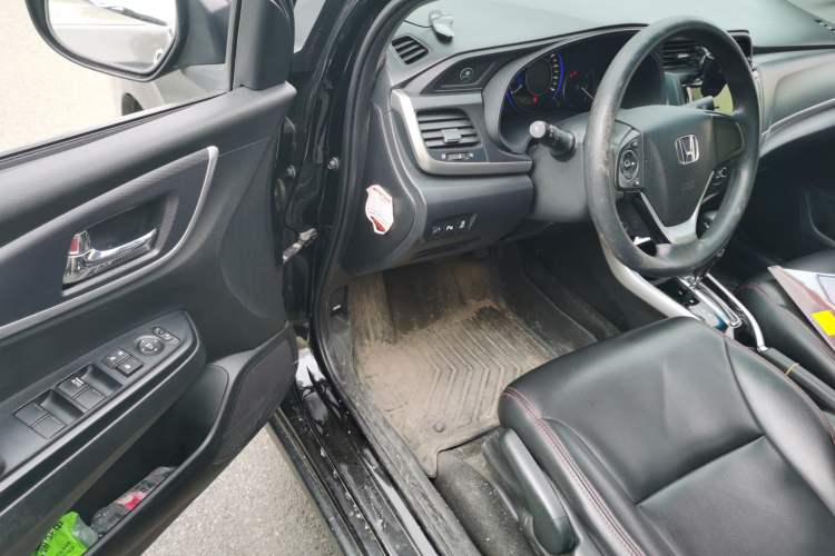 Used Honda Crider 2016 1.8L CVT Luxury Edition
