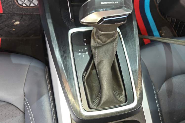 Used Chevrolet Monza 2024 1.5L Dual-Clutch Enjoyment Edition Gear Lever