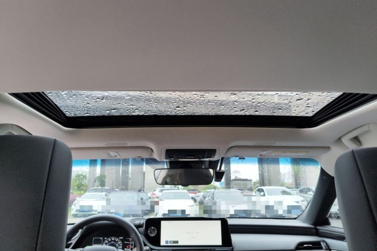 Used Lexus ES 2022 300h Excellence Edition Headliner