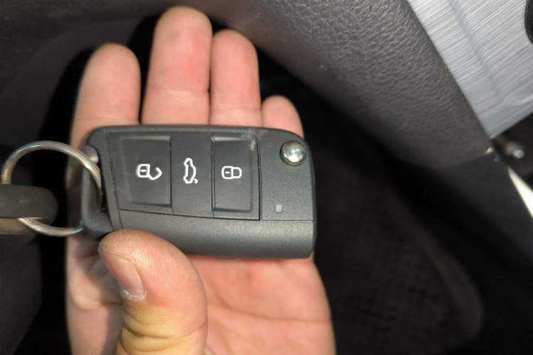 Used Volkswagen Golf Sportsvan 2016 230TSI Automatic Trend Edition Interior 1