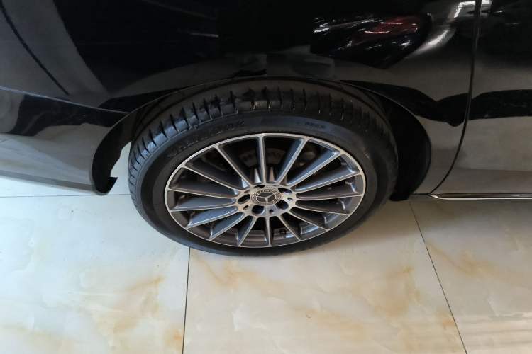 Used Mercedes-Benz E-Class 2023 E 260 L
