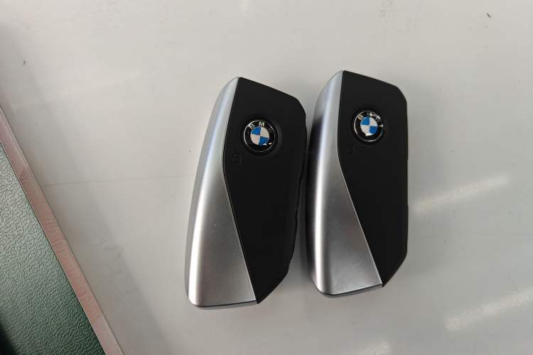 Used BMW iX 2023 xDrive40
