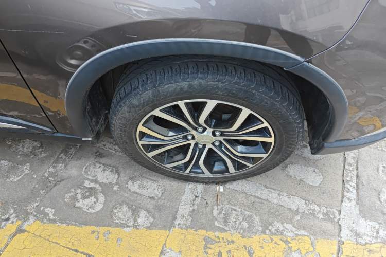 Used Mitsubishi Outlander 2018 2.4L 4x4 Luxury Edition 7-Seater
