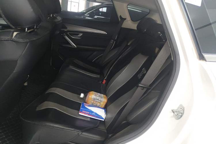 Used JETOUR X70 PLUS 2022 1.5T CVT Mountain 5-Seater