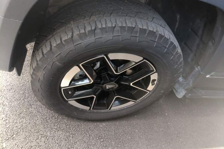 Used Deepal G318 2024 Four-Wheel-Drive Air Suspension Model