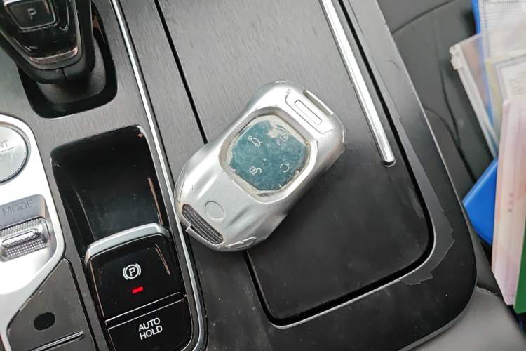 Used GAC Trumpchi GS8 2022 Linghang Series 2.0 TGDI Two-Wheel-Drive Luxury Smart Connectivity Version (7 Seats)