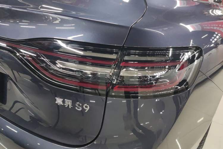 Used Hima Stelato S9 2025 Extended-Range Max Right Rear Taillight