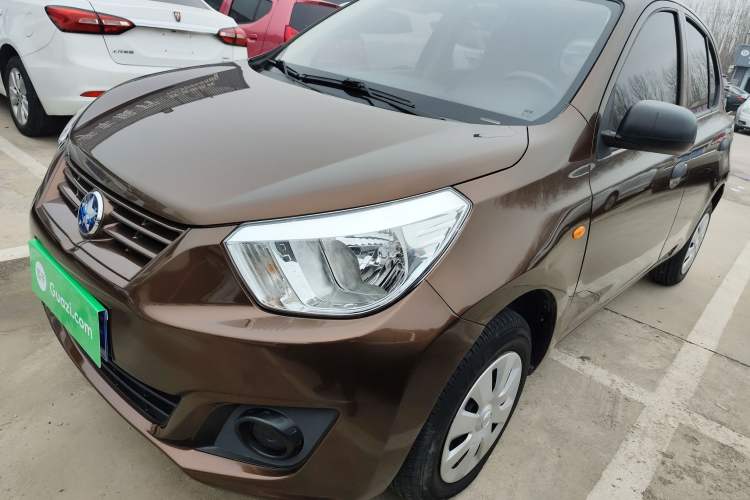 Used Venucia R30 2014 1.2L Manual Comfort Edition