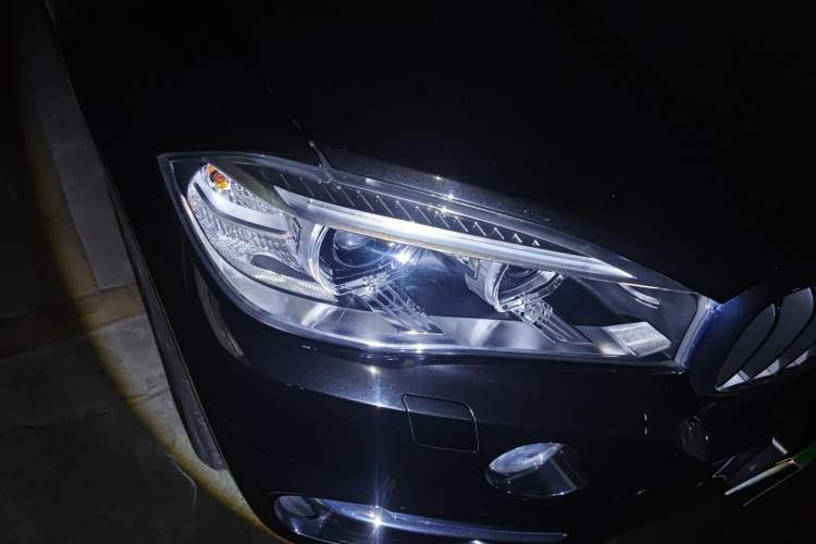 Used BMW X5 2018 xDrive28i
