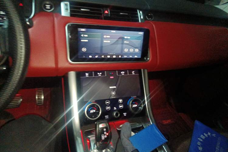 Used Land Rover Range Rover Sport 2019 3.0 L6 HSE DYNAMIC