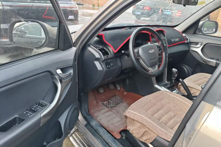 Used Chery Tiggo 3 2015 1.6L Manual Zhishang Commemorative Edition
