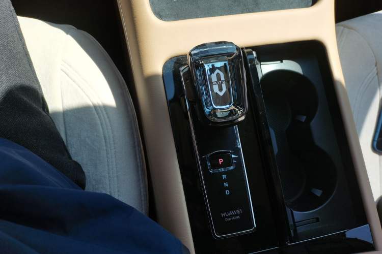 Used Hima AITO M7 2024 1.5T Intelligent Driving Rear-Drive Max Edition 5 Seats
