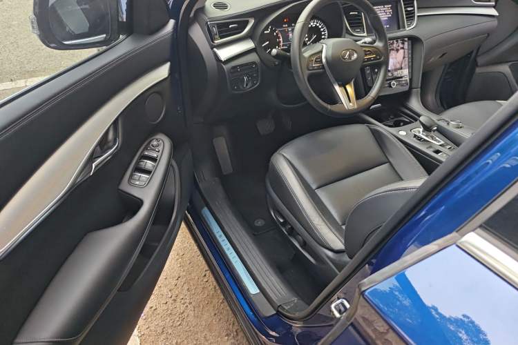 Used Infiniti QX50 2020 2.0T All-Wheel-Drive Elite Version
