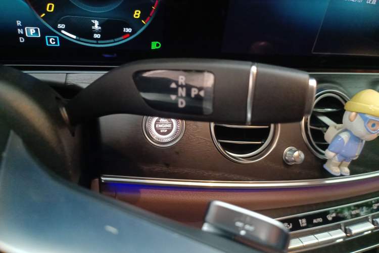 Used Mercedes-Benz E-Class 2021 E 300 L Sporty and Stylish Model Gear Lever