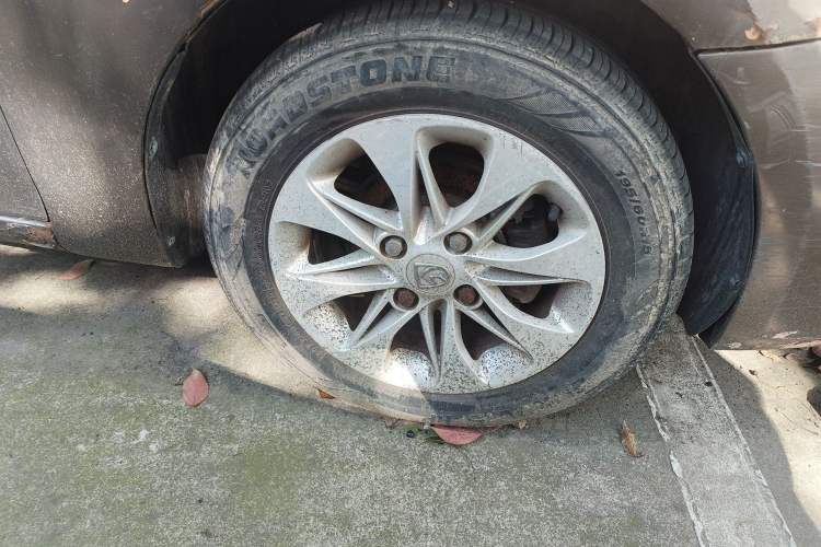 Used Baojun 630 2013 1.5L manual Elite version
