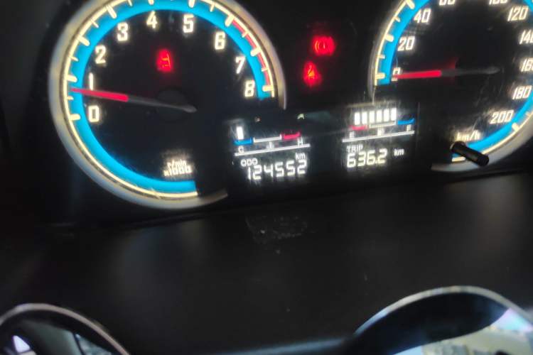 Used Baojun 730 2014 1.5L manual Comfort version 7 seats