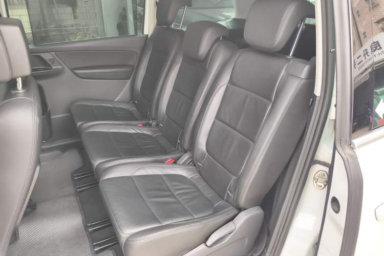 Used Volkswagen Sharan 2016 380TSI Luxury 7-Seater Left Rear Seat