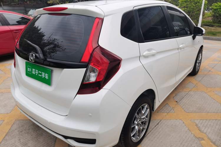 Used Honda Fit 2018 1.5L Manual Comfort Version