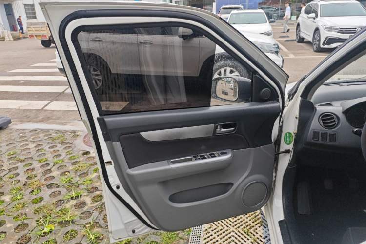 Used Suzuki Swift 2014 1.3L Manual Standard Edition
